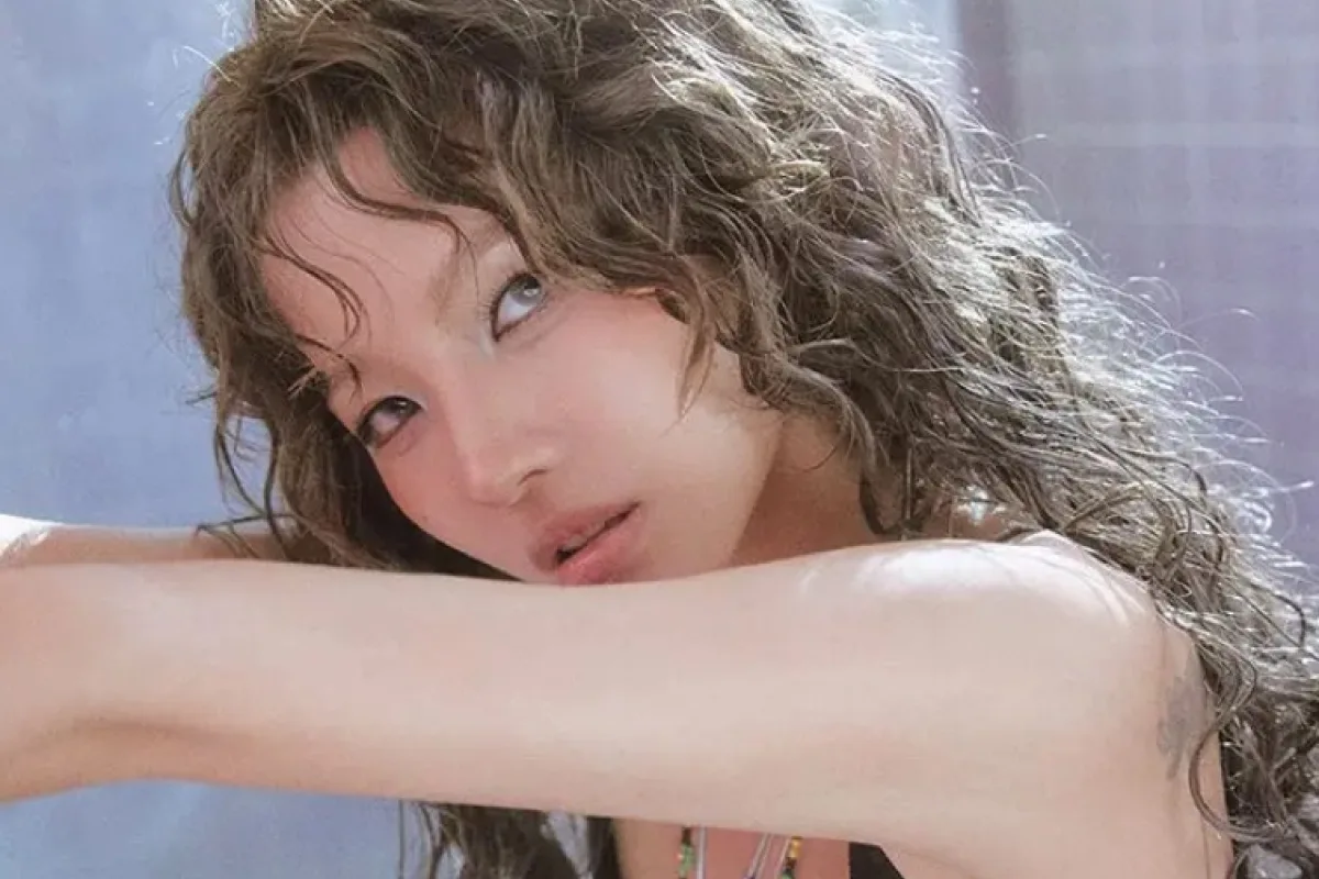 i-dle’s Soyeon Turns 29 With a Personal Musical Time Capsule Ahead of Her Solo Album